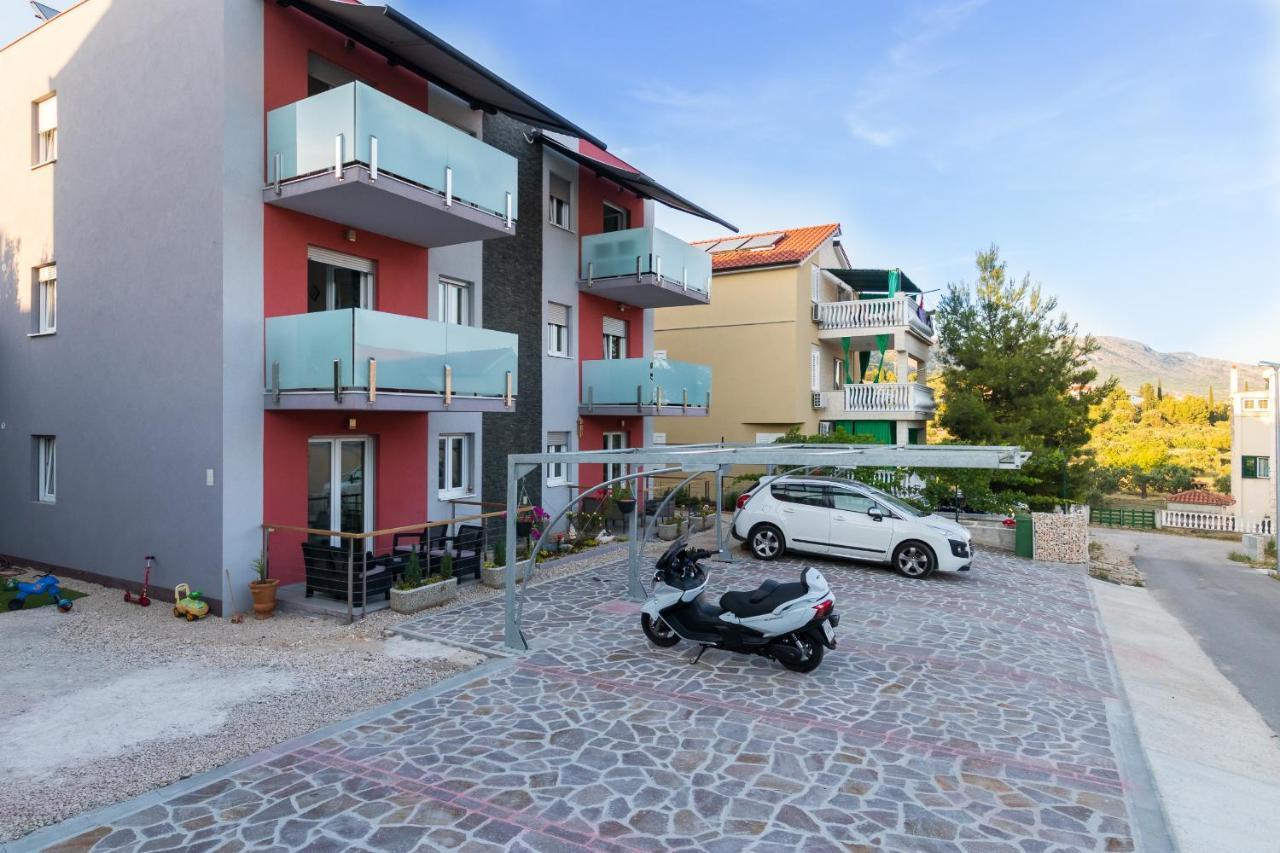 Apartments And Rooms With Parking Space Grebastica, Sibenik - 17831 Exterior foto