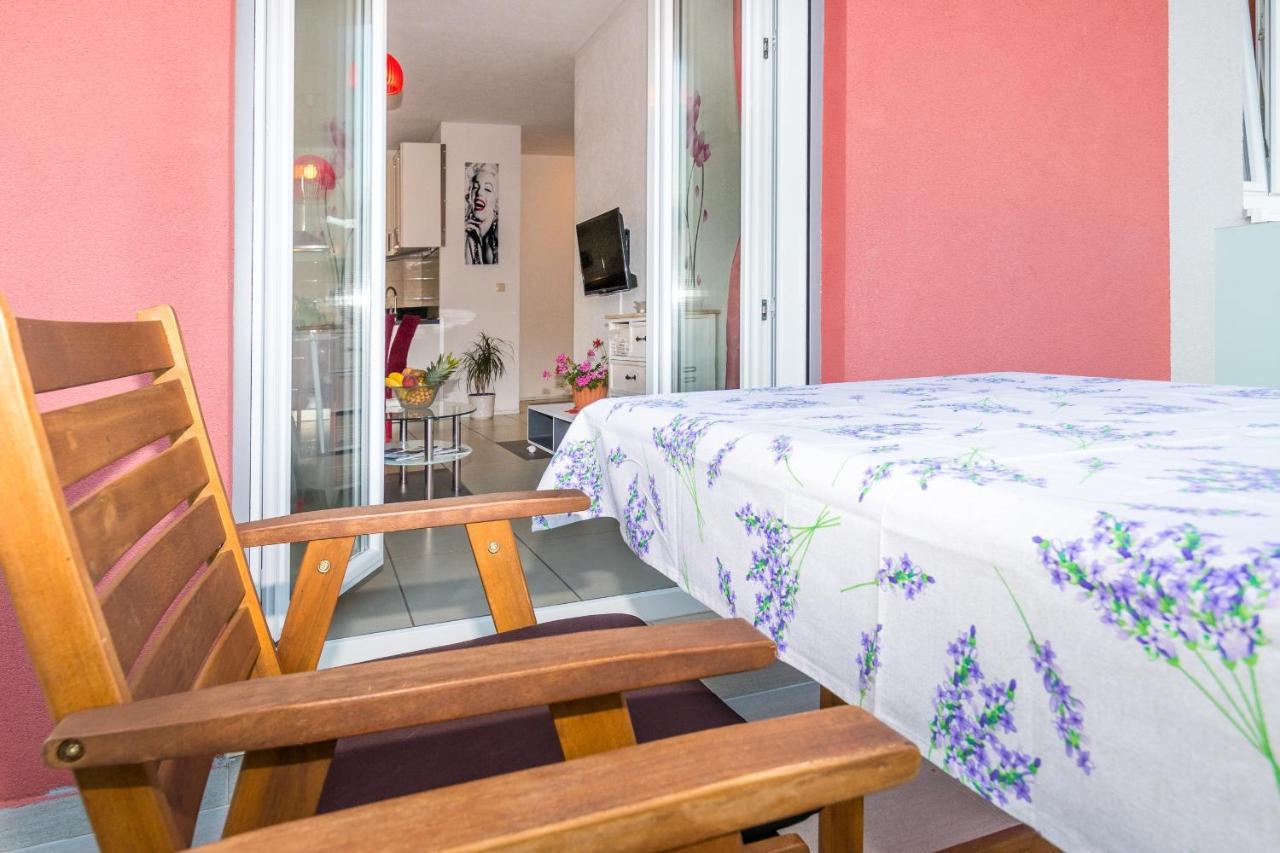 Apartments And Rooms With Parking Space Grebastica, Sibenik - 17831 Exterior foto