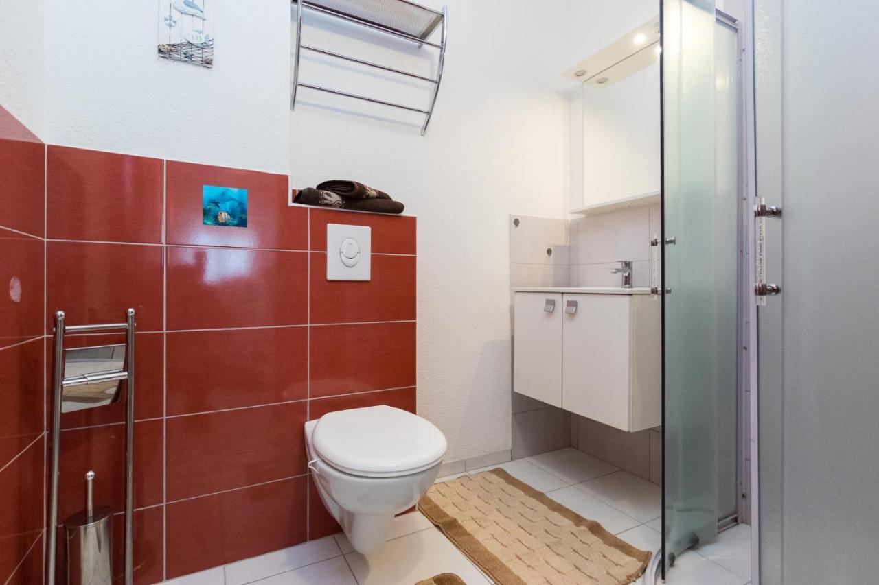Apartments And Rooms With Parking Space Grebastica, Sibenik - 17831 Exterior foto